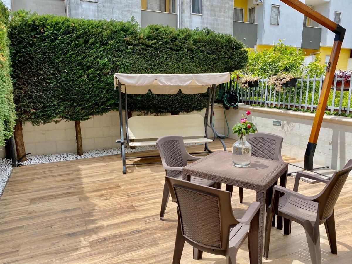 Menouno House Apartment Crispiano Exterior foto